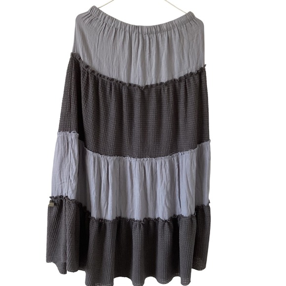 POL Boho Tiered Midi Skirt Gray Colorblock Elastic Waist Cottagecore Small - Picture 2 of 8